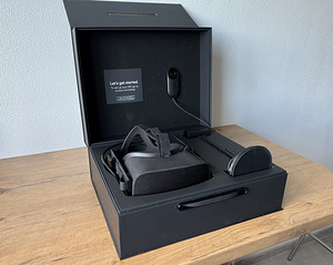 Oculus rift - 3 Sensors + Touch Controllers (2 foto / 5)