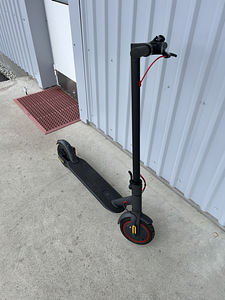 Xiaomi M365 Pro 1 (100km) (2 foto / 2)