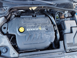 Reanault laguna (3 foto / 6)