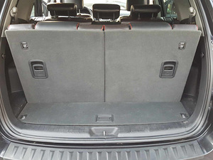 Hyundai Santa Fe 7-kohaline (9 foto / 15)
