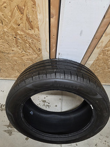 Шины Pirelli 285/45 R20 (5 фото из 7)