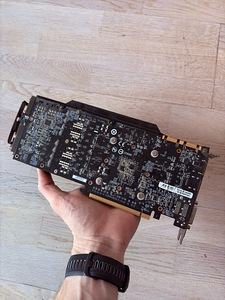 NVIDIA GeForce GTX 760 4GB (2 foto / 2)