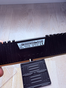 Corsair Vengeance LPX 16GB (2x8GB) 3200MHz CL16 (2 foto / 2)