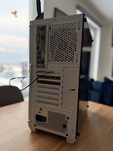 Mänguarvuti - Ryzen 3600 / AMD RX 6700 XT 12GB / 16GB RAM (5 foto / 7)