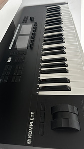 Midi Keyboard - Native instruments KOMPLETE KONTROL S49 MK2 (7 foto / 7)