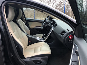 Volvo S60 (5 фото из 5)
