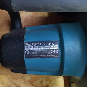 Электропила Makita UC3541A (1 фото из 2)