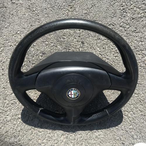 Alfa Romeo кожаный руль + подушка безопасности (фото #2)