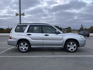 Subaru Forester XT 2.5 169kW (4 foto / 14)