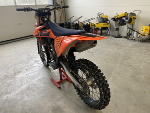 KTM 250SXF 2019.a (2 foto / 7)