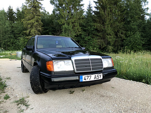Mercedes W124 E300D 1991a (1 foto / 4)