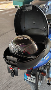 Suzuki GSX 600 59kW (2 foto / 10)