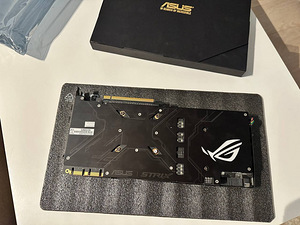 Asus Strix GTX 1070 8GB graafikakaart (4 foto / 4)