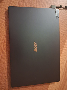 Ноутбук Acer (2 фото из 3)