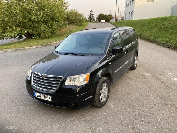 Chrysler Grand Voyager Touring Stow N Go 2.8 CRD 120kW-2010a (foto #1)