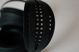 Наушники Audeze LCD-2C (4 фото из 8)