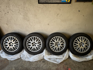 205/55 R16 шипованные шины Pirelli Ice Zero и диски 5x100 (1 фото из 6)