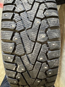 205/55 R16 шипованные шины Pirelli Ice Zero и диски 5x100 (2 фото из 6)