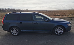 Volvo V70 2008 (5 foto / 8)