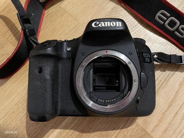 Canon EF 16-35 f/2.8L II USM (foto #7)