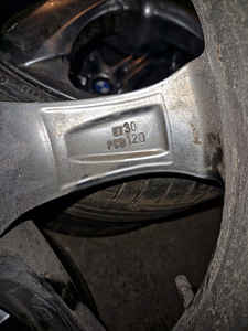 18" BMW диски (4 фото из 4)