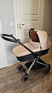 Прогулочная коляска Cybex Mios (9 фото из 10)