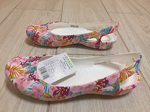Uued baleriinad CROCS suurus W8 (38-39) (1 foto / 3)