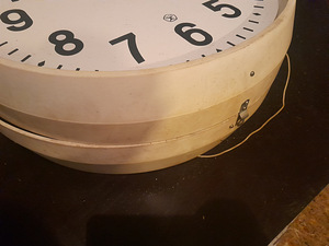 Suured kahepoolne kellad STRELA NSVL (4 foto / 5)
