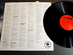 Tony Joe White - Closer To The Truth (3 foto / 4)