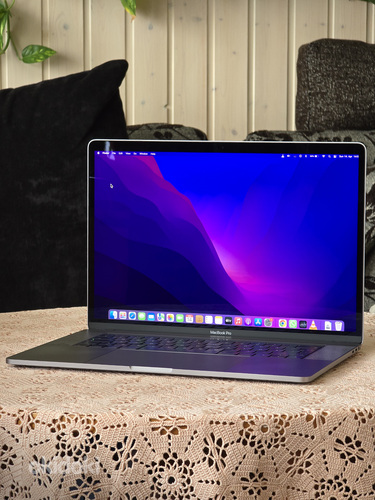 Apple MacBook Pro 15 2017 i7 (foto #1)
