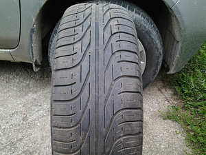 Летние шины pirelli 15/205/65 (2 фото из 2)