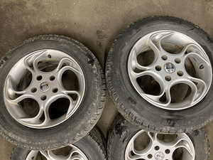 Valuveljed renault 15"(5x114,3) (2 foto / 4)