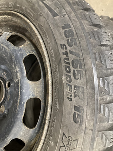 Naastrehvid michelin 15/185/65(4tk) (3 foto / 4)