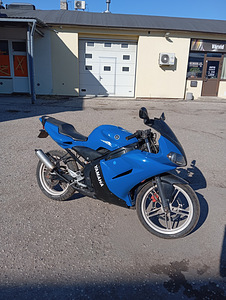 Yamaha tzr50
