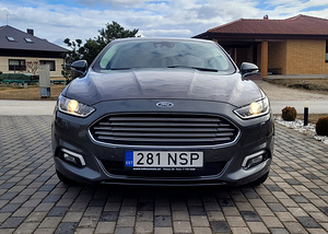 Ford Mondeo TITANIUM 2.0 132kW (12 foto / 12)