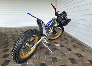 Траель Sherco 125cc (9 фото из 9)