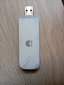 3g Router TP-Link + 3g modem Huawei (2 foto / 3)