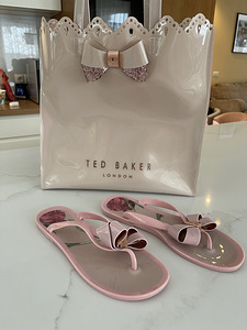 Uued plätud (40s) + kott TED BAKER (komplekt) (1 foto / 10)