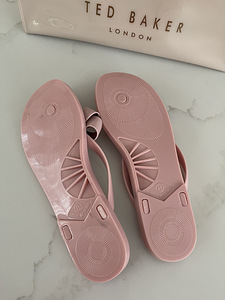 Uued plätud (40s) + kott TED BAKER (komplekt) (10 foto / 10)