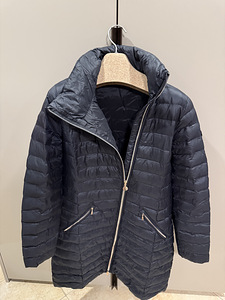 Naiste sulejope EMPORIO ARMANI 36-38 (5 foto / 6)