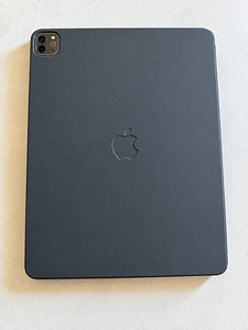 iPad Pro 12.9 M2 128GB WiFi Garantii Folio (3 foto / 4)
