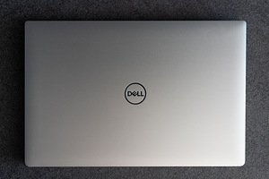 Dell Precision 5530 i7 32GB 4K P1000 (3 foto / 3)