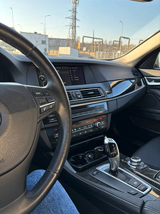 Продам BMW 523i (6 фото из 9)