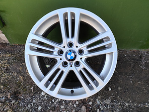 BMW 5x120 r18 et43 (1 foto / 2)