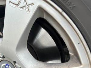 Volvo XC60 (13 фото из 15)