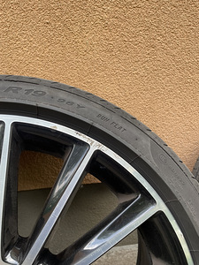 Оригинальные диски Mercedes-Benz AMG 19" (3 фото из 8)