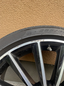 Оригинальные диски Mercedes-Benz AMG 19" (4 фото из 8)