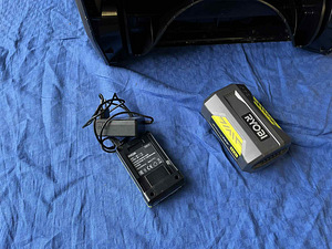 Lumepuhur RYOBI Brushless 36V, RST36X5140 (4 foto / 10)