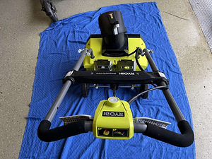 Lumepuhur RYOBI Brushless 36V, RST36X5140 (7 foto / 10)