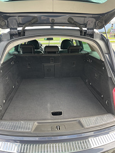 Opel Insignia Sports Tourer (7 foto / 9)
